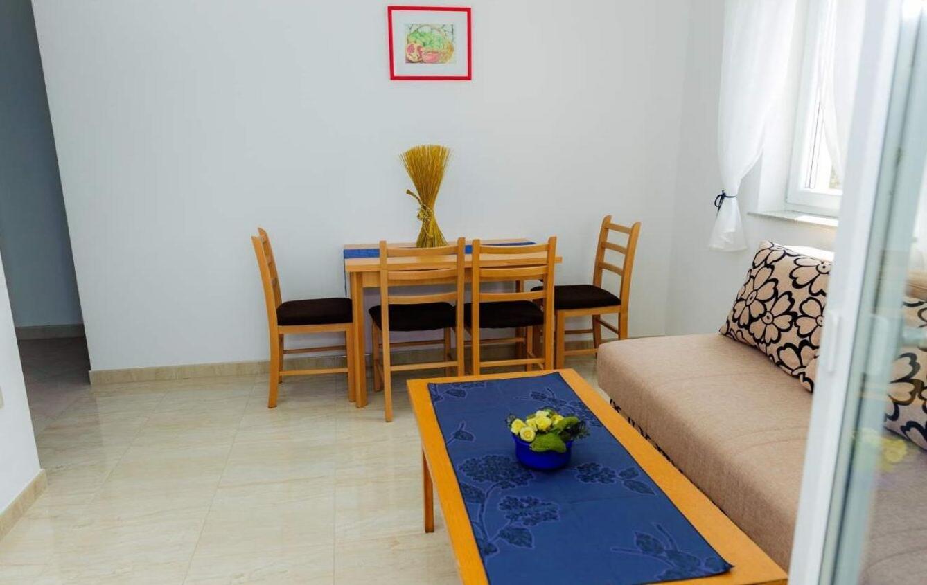Apartments Ljuba 杜巴 外观 照片