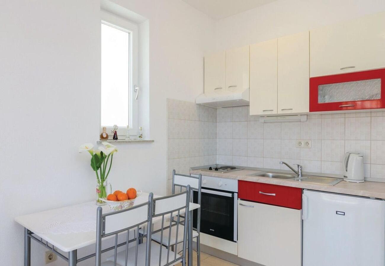 Apartments Ljuba 杜巴 外观 照片